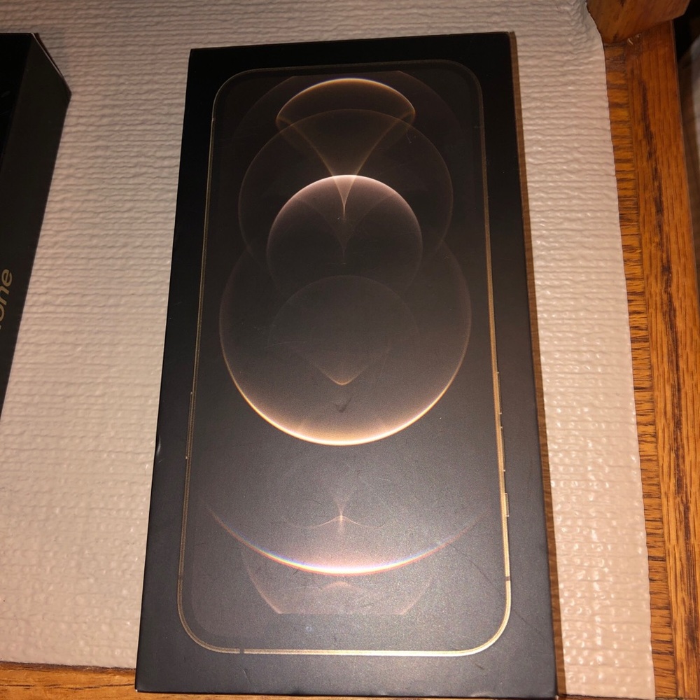 Empty box - IPhone 12 Pro Max gold